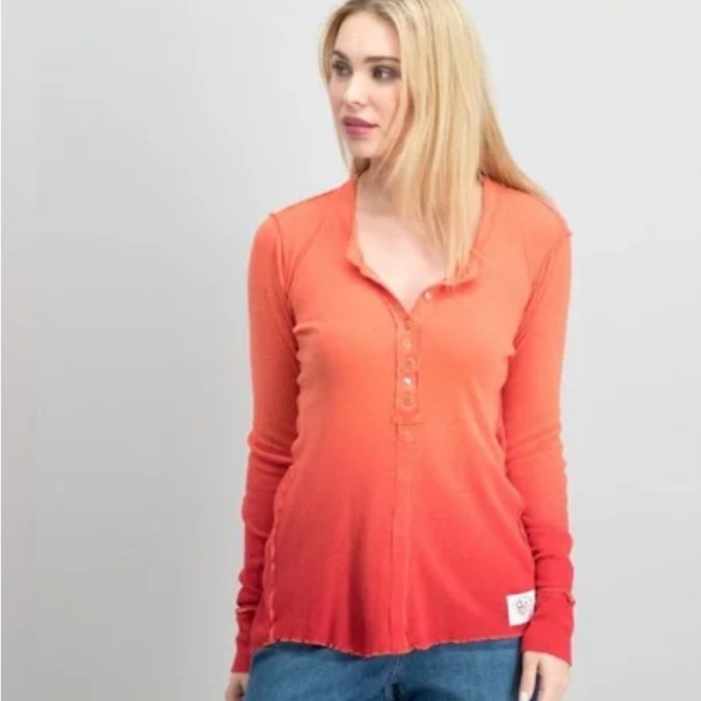 Free People We The Free Cozy Up Henley in Papaya Sz S